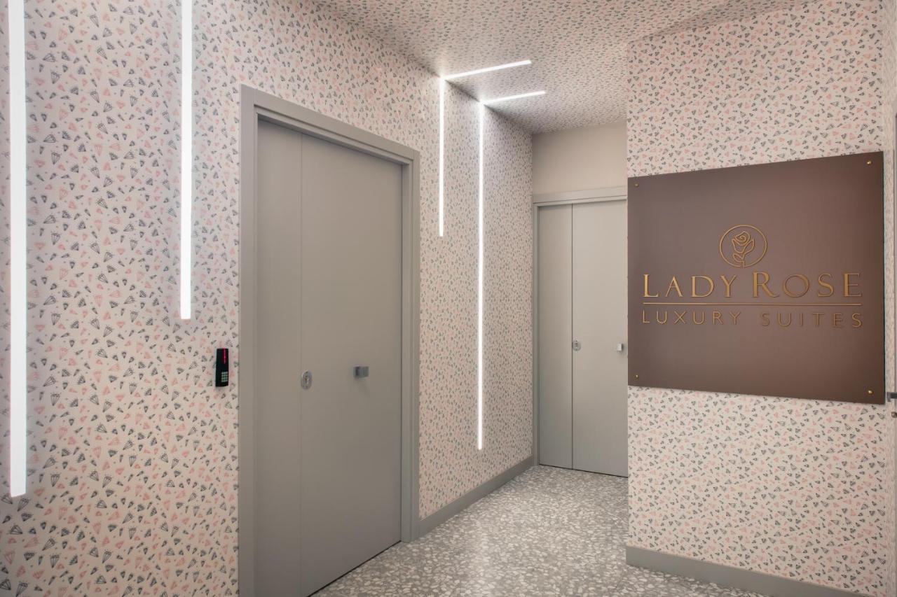 Lady Rose Hotel Nápoly Kültér fotó