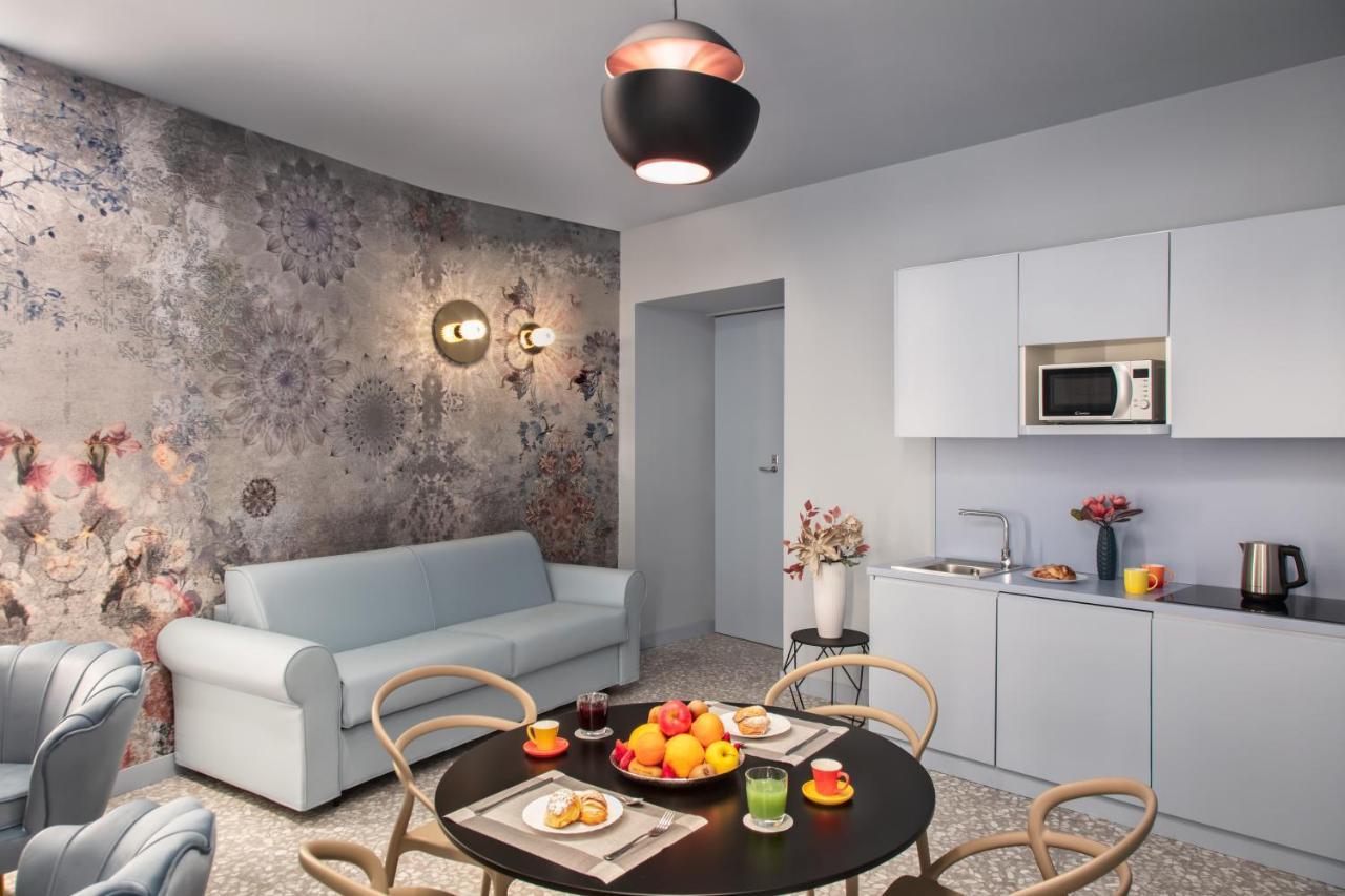 Lady Rose Hotel Nápoly Kültér fotó