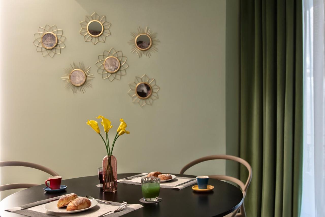 Lady Rose Hotel Nápoly Kültér fotó